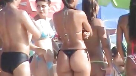 بخيبة أمل المرأة مساج سكس مترجم لديها أفكار مثلية